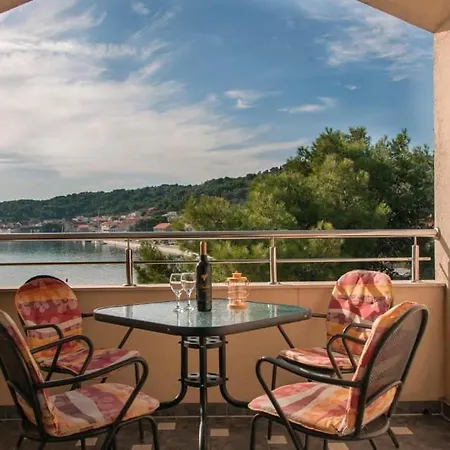 Apartmenthaus Kosirina-Tisno Exterior photo