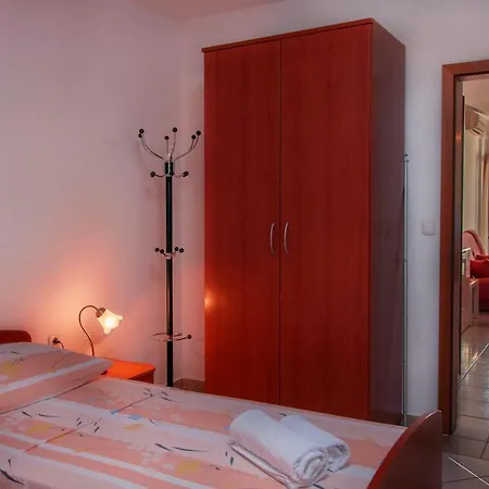 Apartmenthaus Kosirina-Tisno Exterior photo